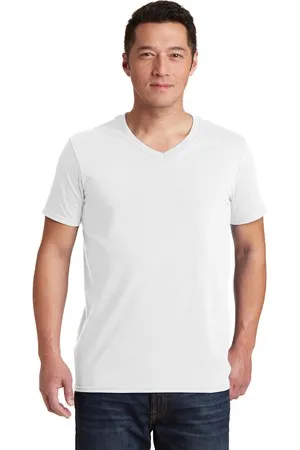 64V00 Gildan Softstyle V-Neck T-Shirt