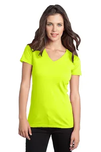 DT5501 District - Juniors The Concert Tee V-Neck.