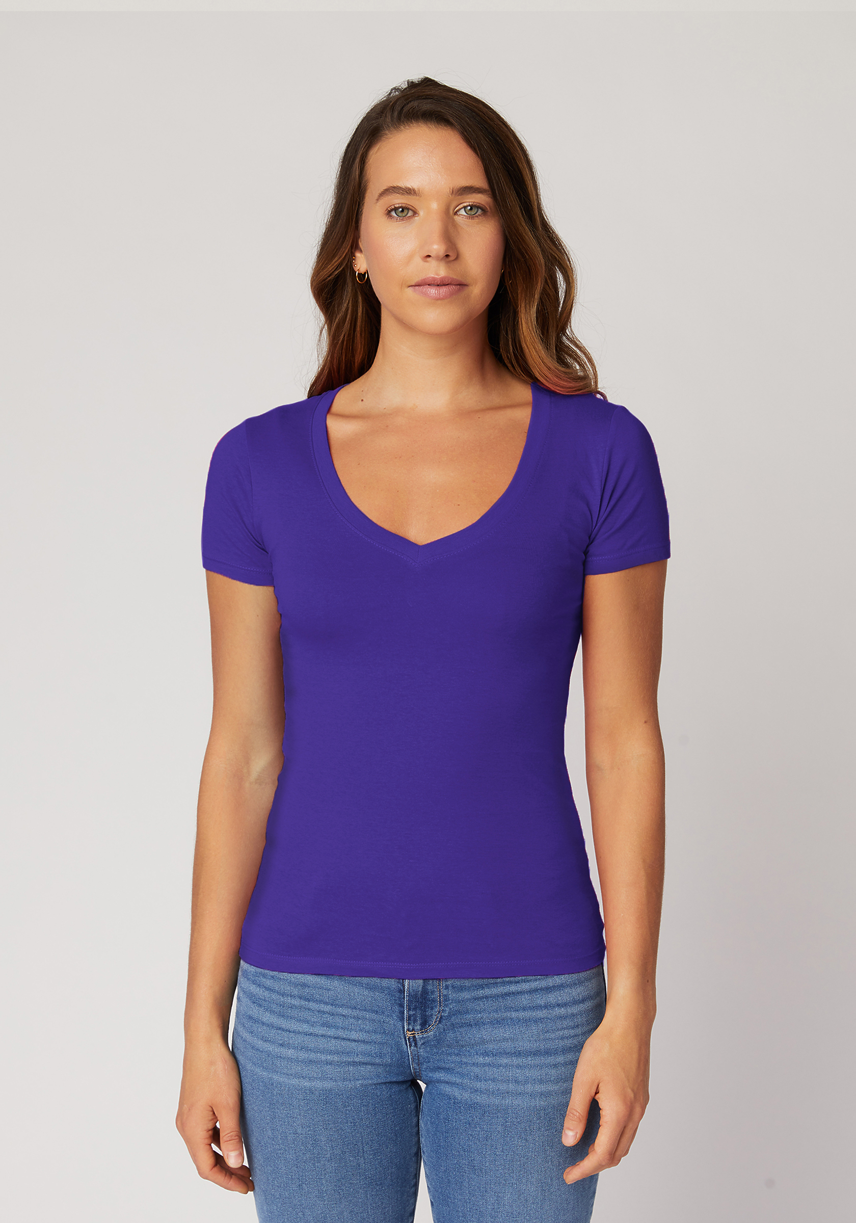 LC1125 Cotton Heritage Fitted Signature V-Neck Tee