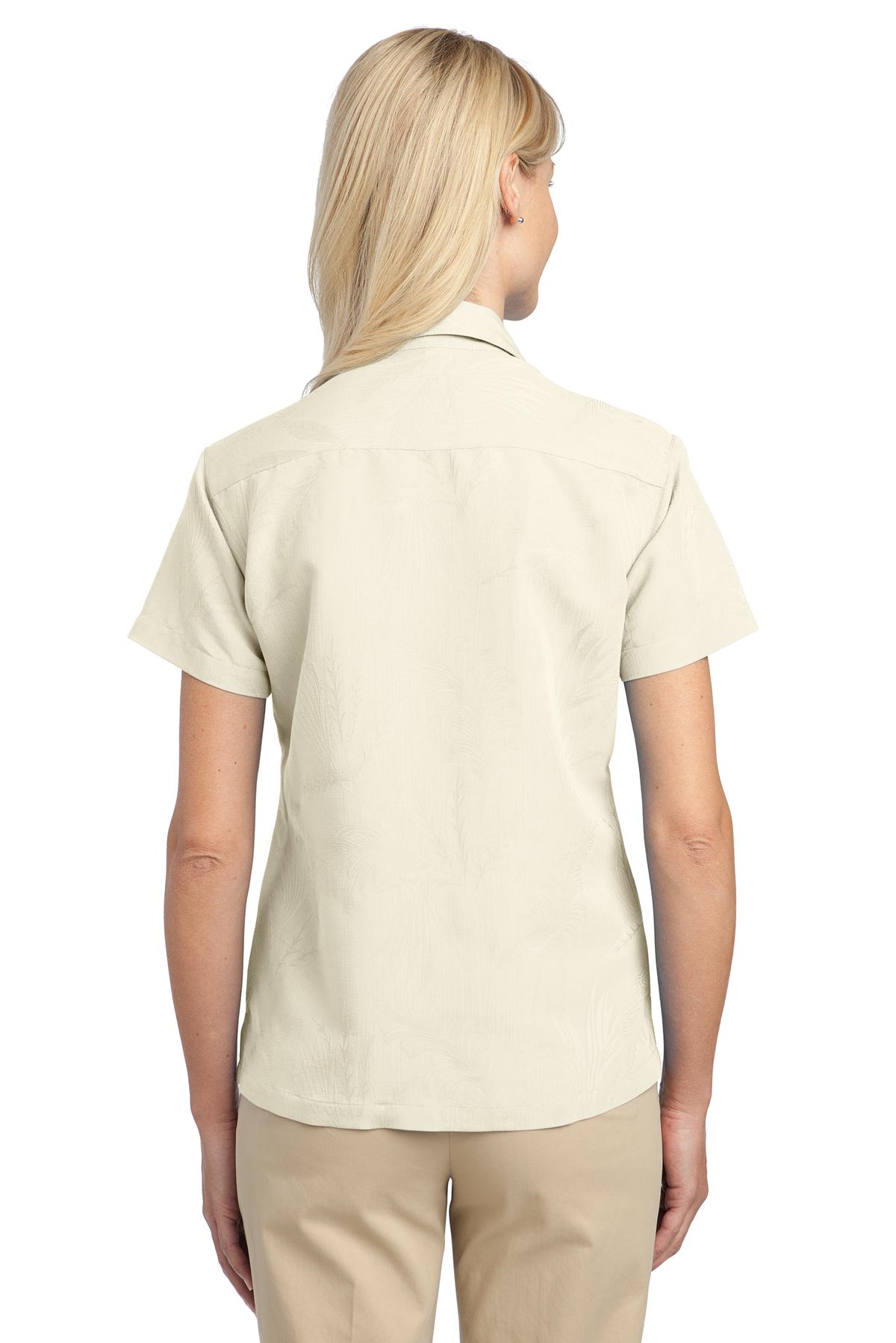 L536 Port Authority Ladies Patterned Easy Care Camp Shirt. - Back Image