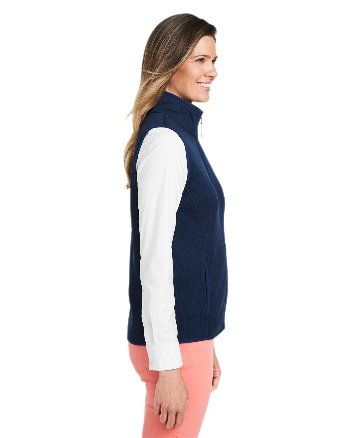 O001411 vineyard vines Ladies Mountain Sweater Fleece Vest O001411 vineyard vines Ladies Mountain Sweater Fleece Vest - Siide Image
